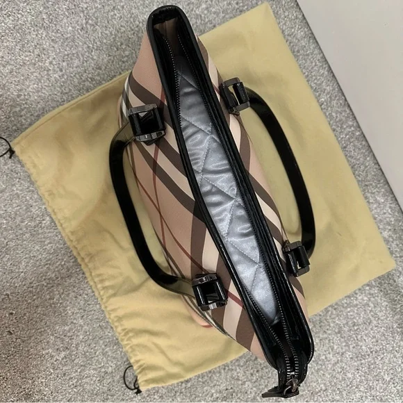 Burberry Nova Check Tote Bag - Picture 6 of 16